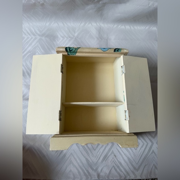 Doll House Wardrobe Commode Floral Wooden Jewelry Box - Picture 3 of 8